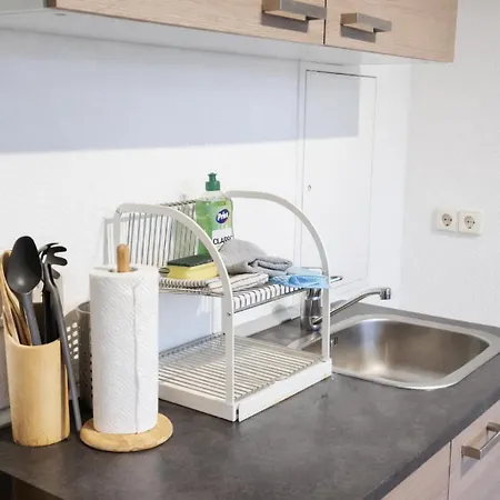 Geraeumige Mit Balkon In Gera