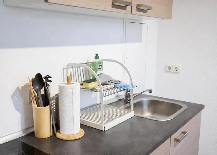 Geraeumige Mit Balkon In Gera